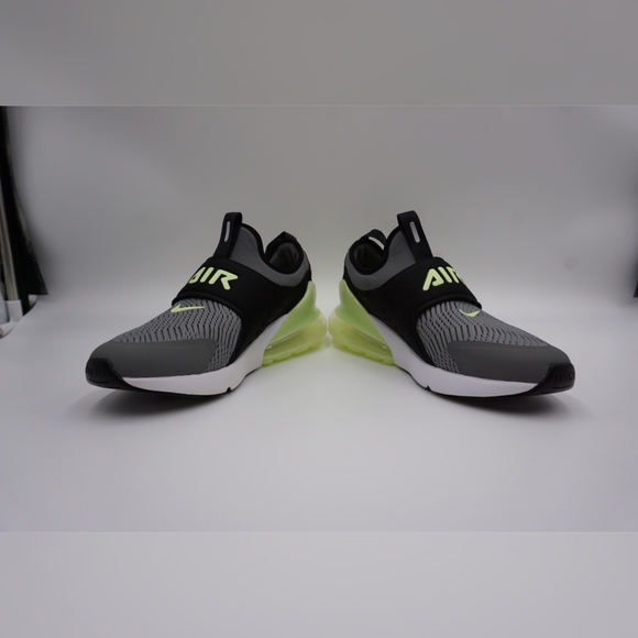 SOLD!!! Youth Nike Air Max 270 Extreme - Picture 6 of 9